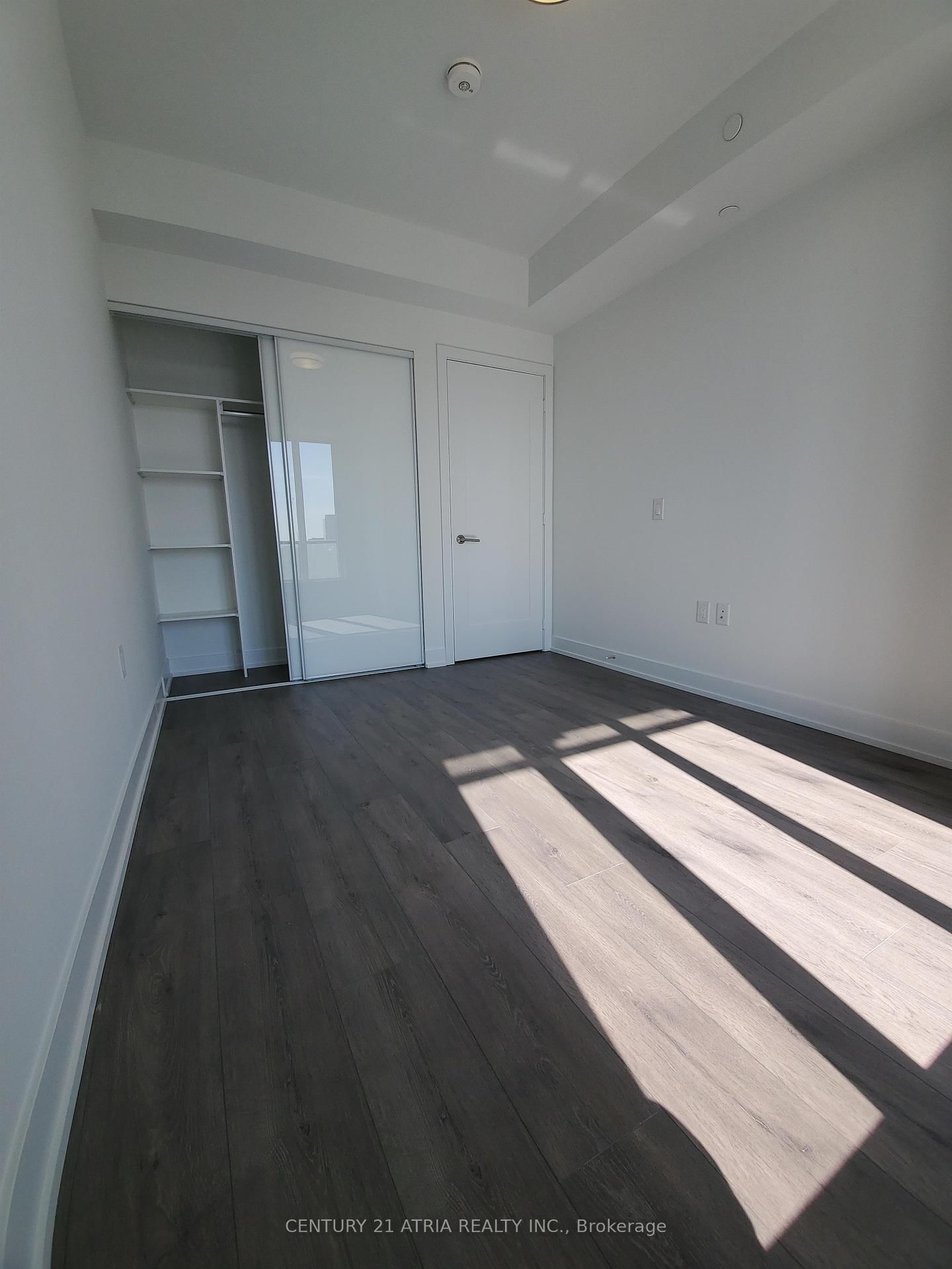 575 Bloor St E, unit 2311 for rent