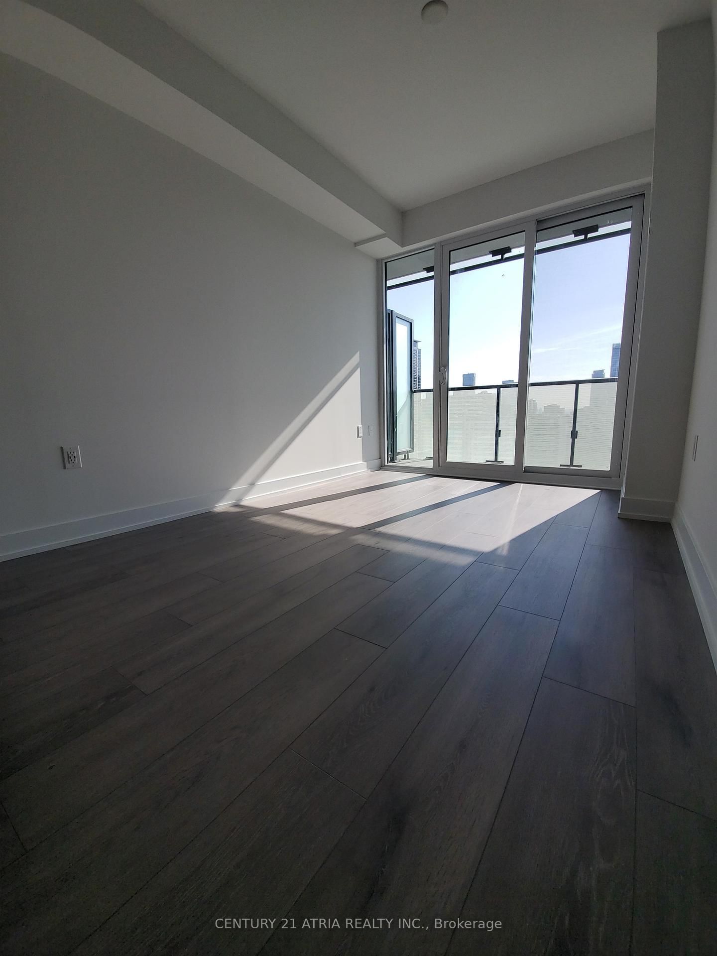 575 Bloor St E, unit 2311 for rent