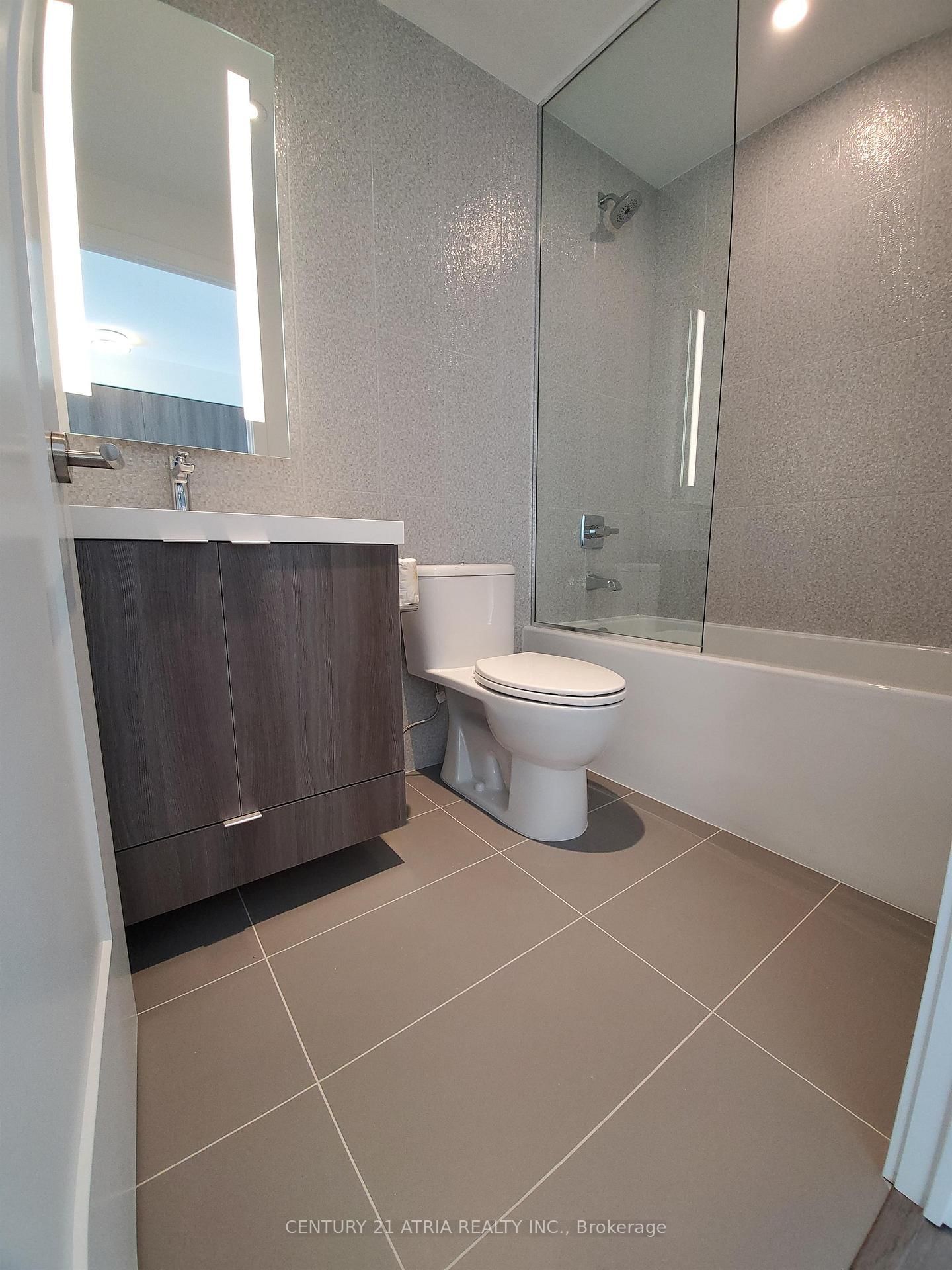 575 Bloor St E, unit 2311 for rent