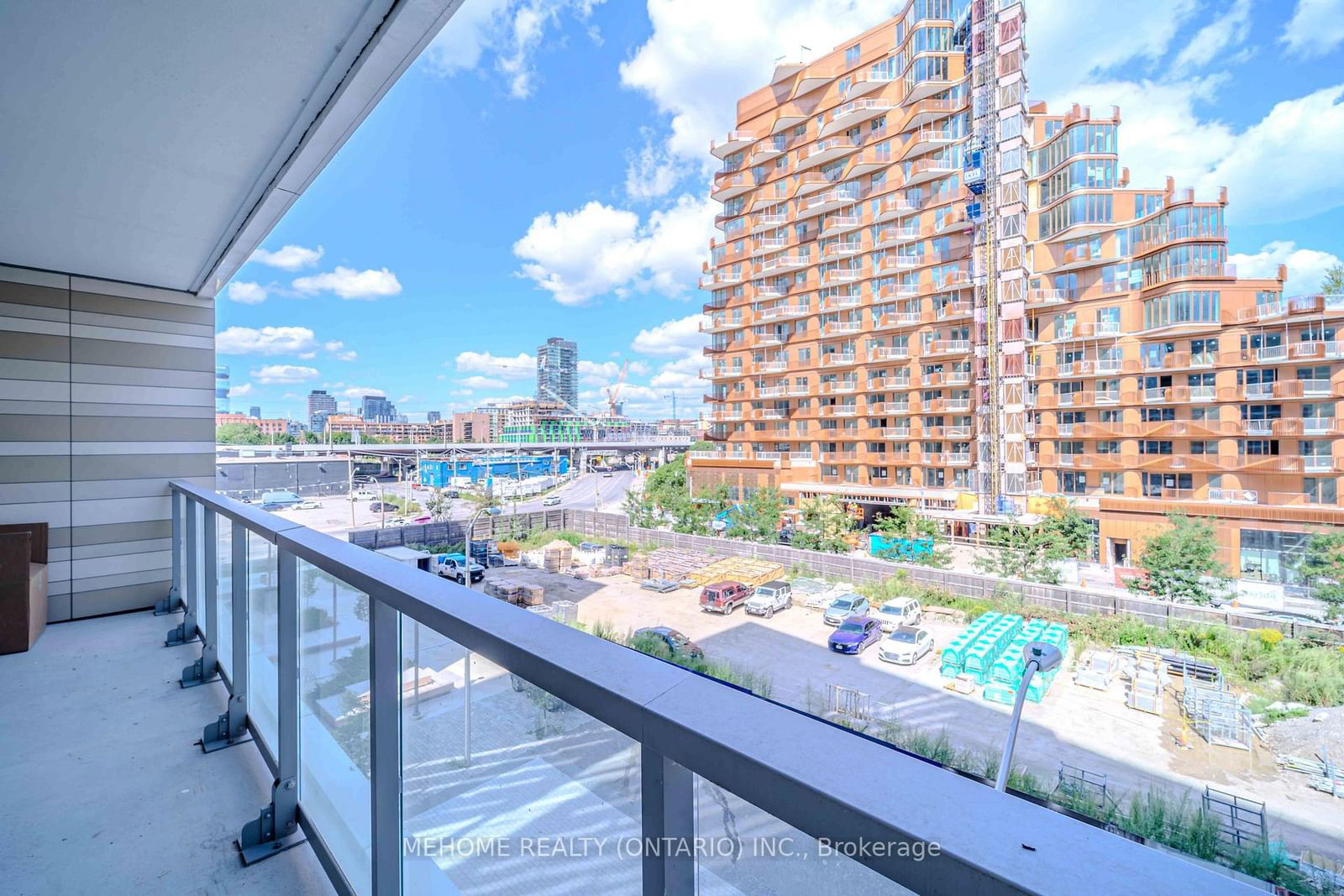 118 Merchants' Wharf Ave, unit 322 for sale