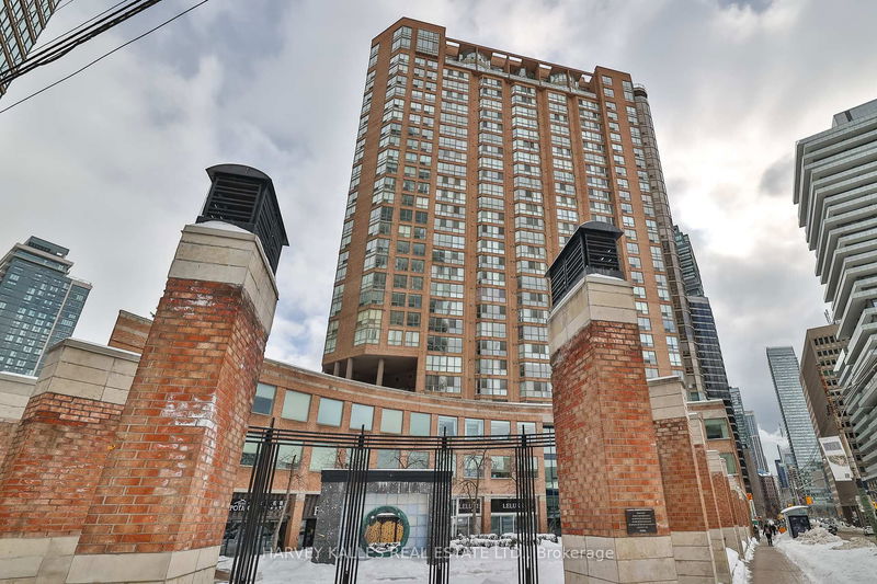 44 St Joseph St, unit 2202 for sale