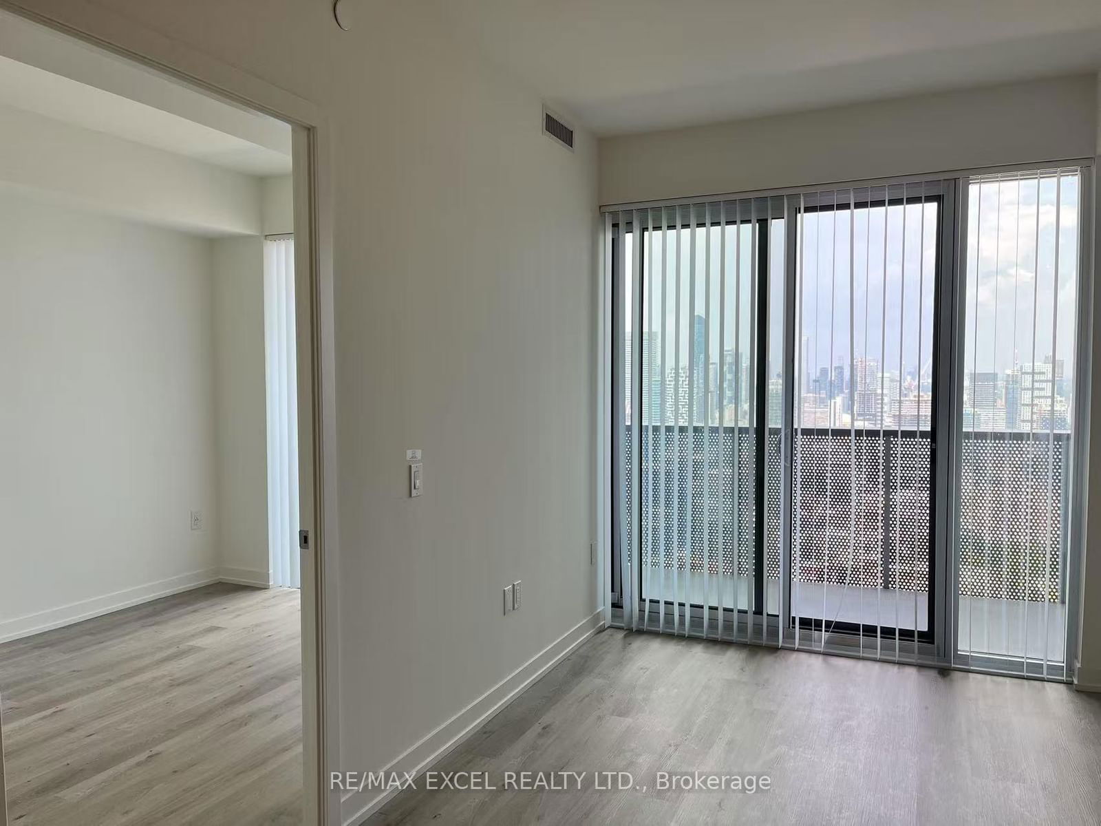 138 Downes St, unit 5602 for rent