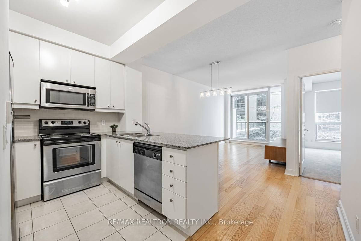 38 The Esplanade, unit 315 for sale