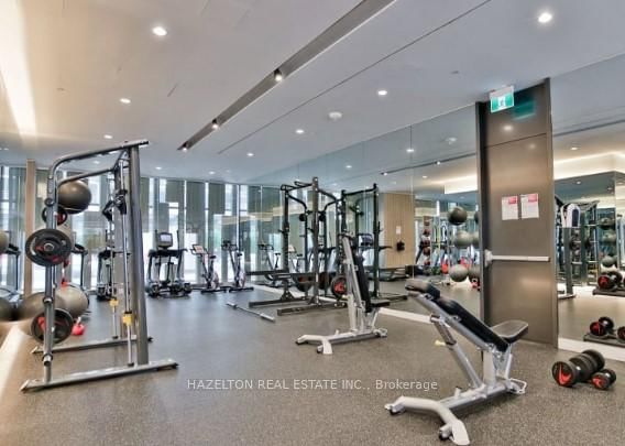 576 Front St W, unit 201E for sale