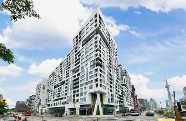 576 Front St W, unit 201E for sale