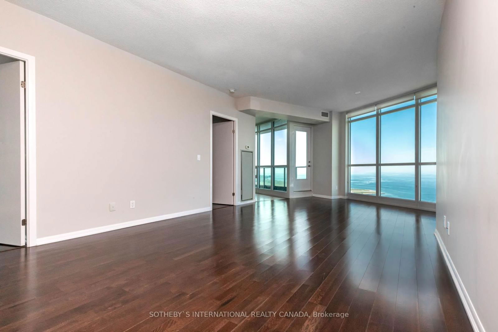 215 Fort York Blvd, unit 2904 for rent