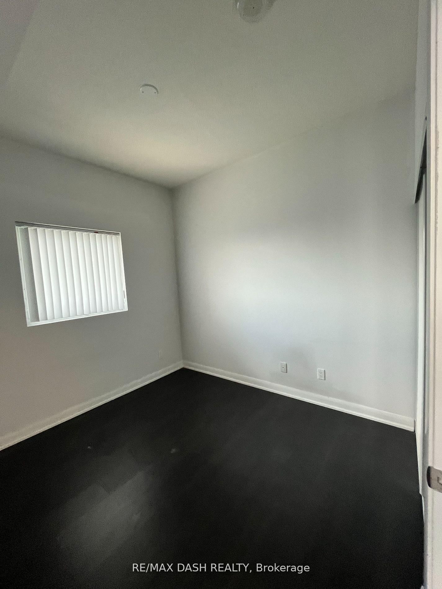 5162 Yonge St, unit 2512 for rent