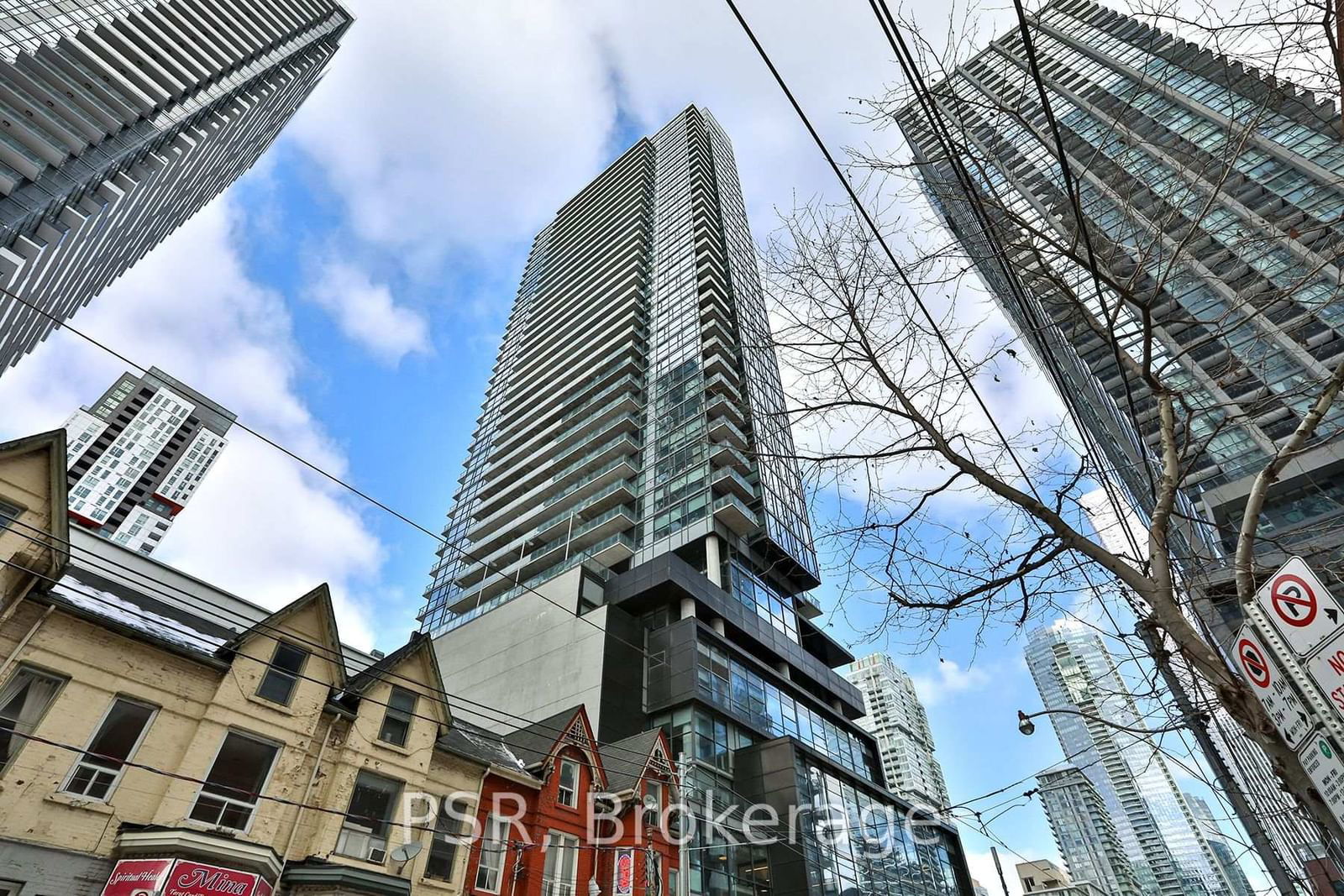 290 Adelaide St W, unit 3811 for sale