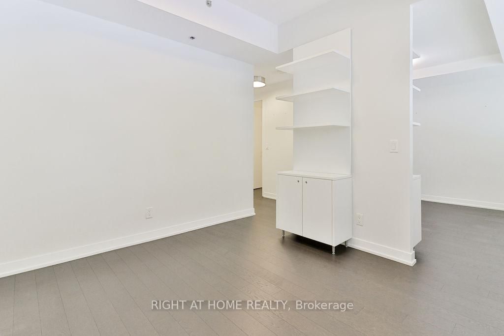 455 Front St E, unit S116 for sale