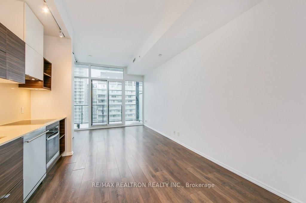 125 Peter St, unit 3610 for sale