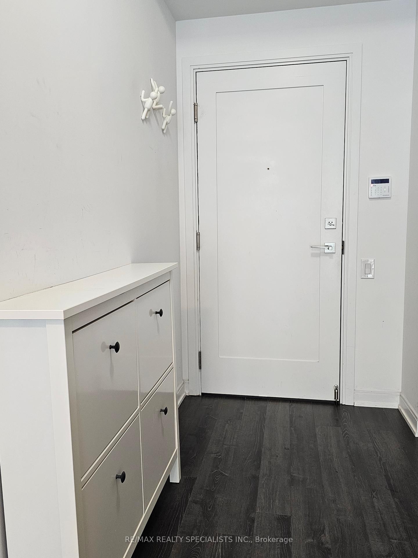 50 CHARLES St E, unit 3007 for rent