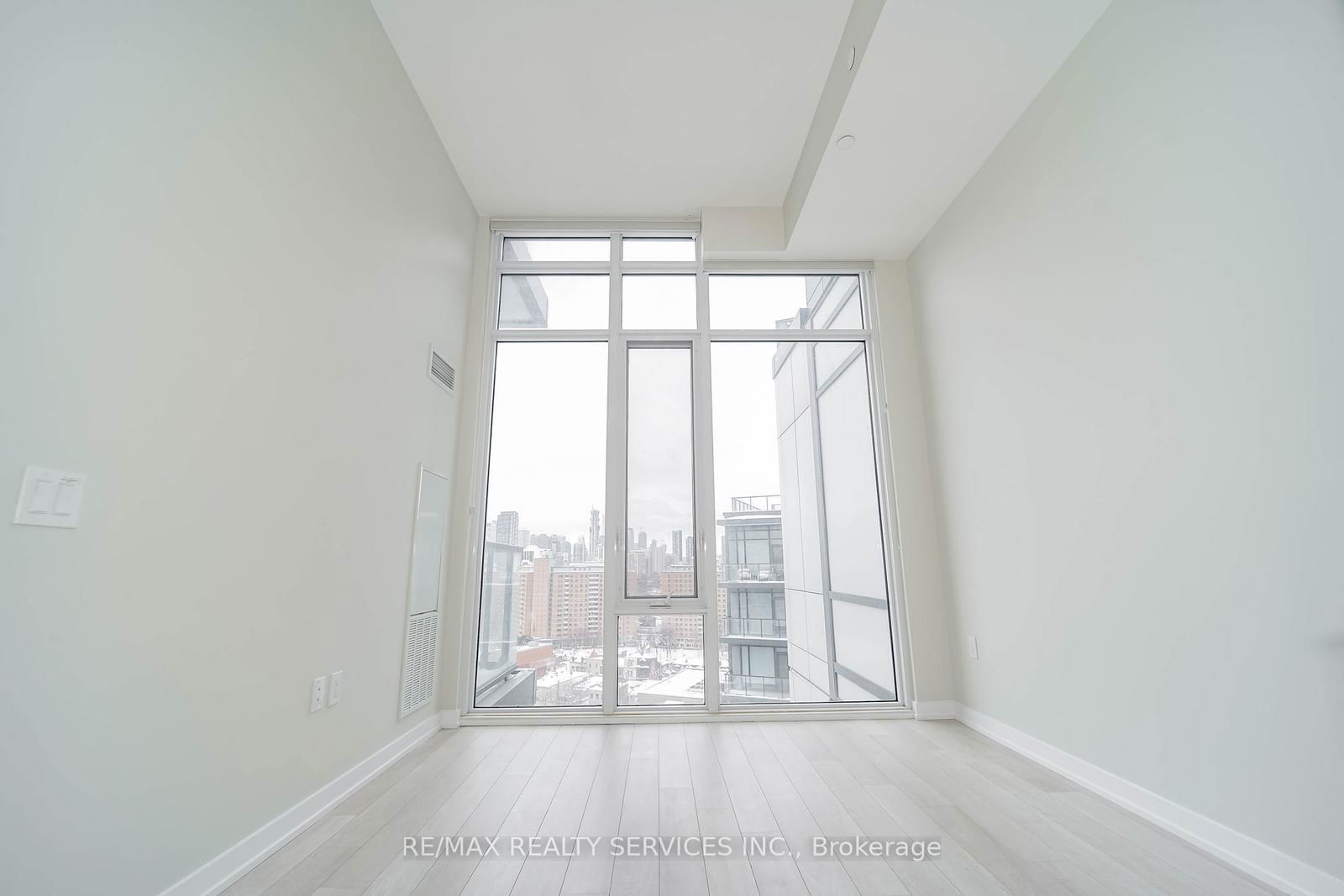 50 Power St, unit 1514 for rent