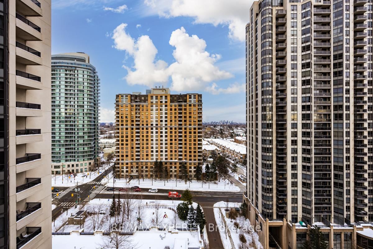 Grand Triomphe II Condos, North York, Toronto