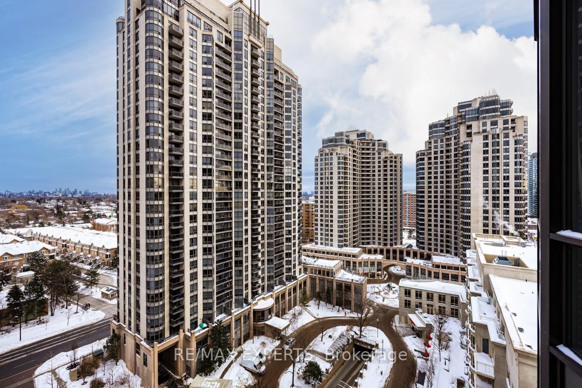 Grand Triomphe II Condos, North York, Toronto