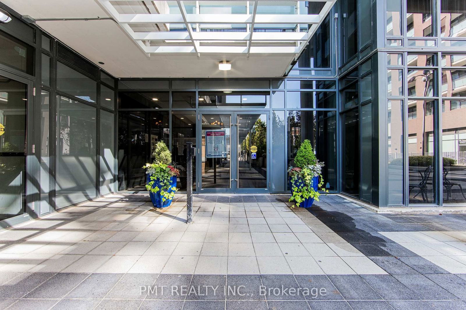 400 Adelaide St E, unit 310 for rent