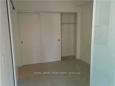 101 Charles St E, unit 405 for rent