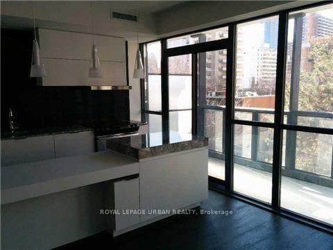 101 Charles St E, unit 405 for rent