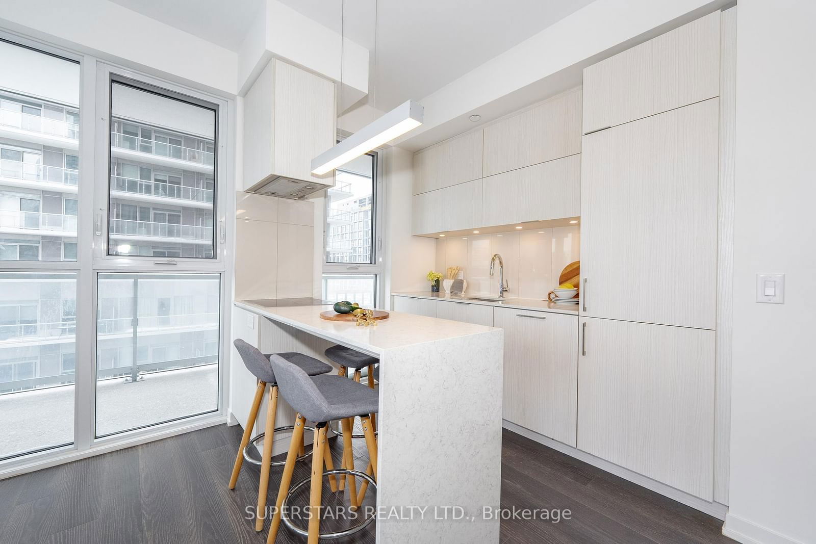 15 Lower Jarvis St, unit 1212 for sale