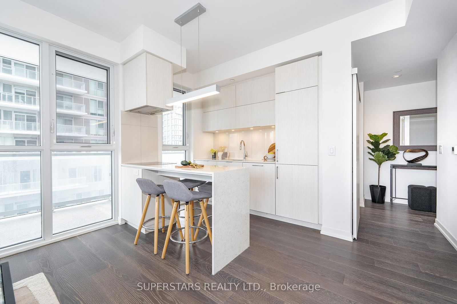 15 Lower Jarvis St, unit 1212 for sale