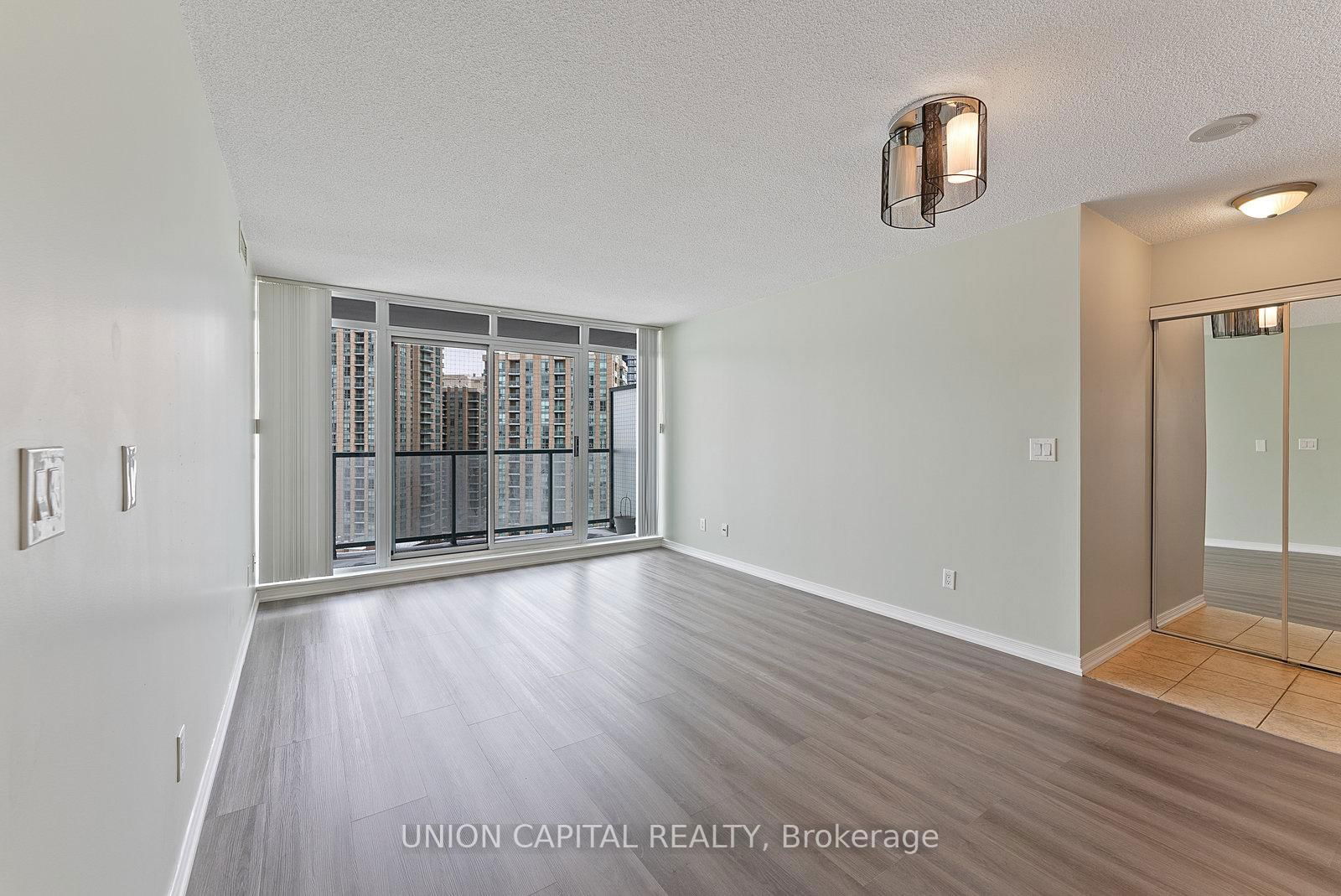 5508 Yonge St, unit 1508 for sale