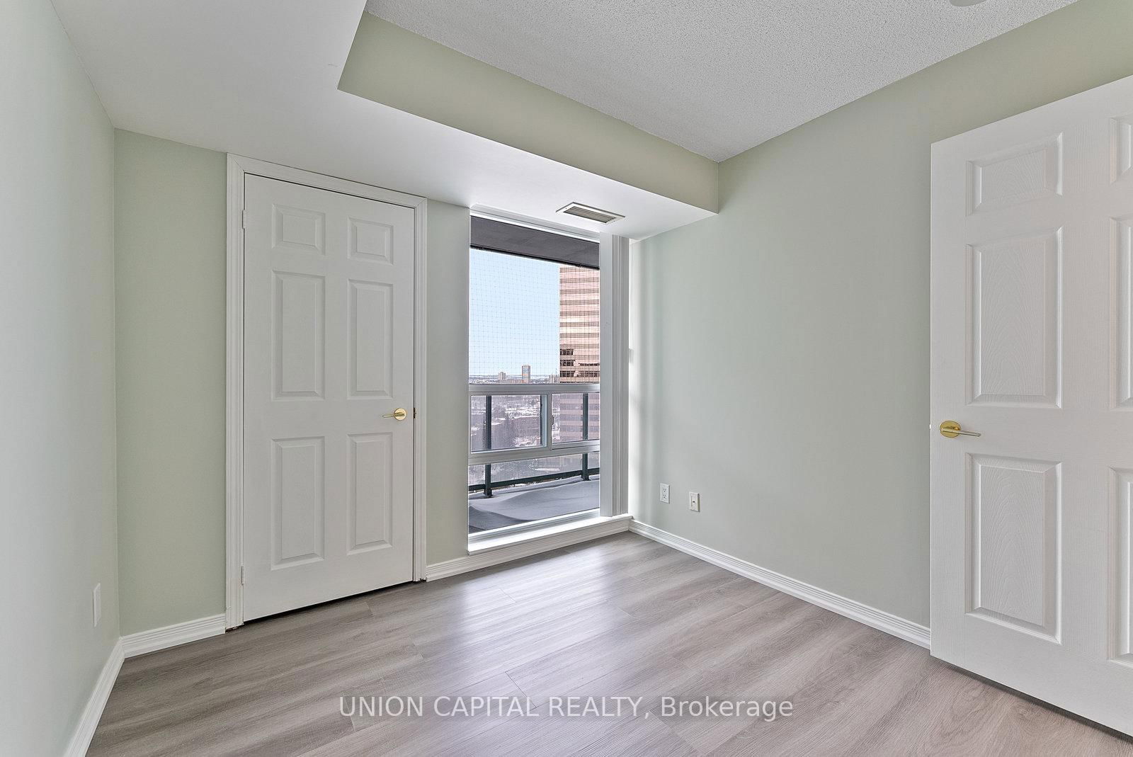 5508 Yonge St, unit 1508 for sale