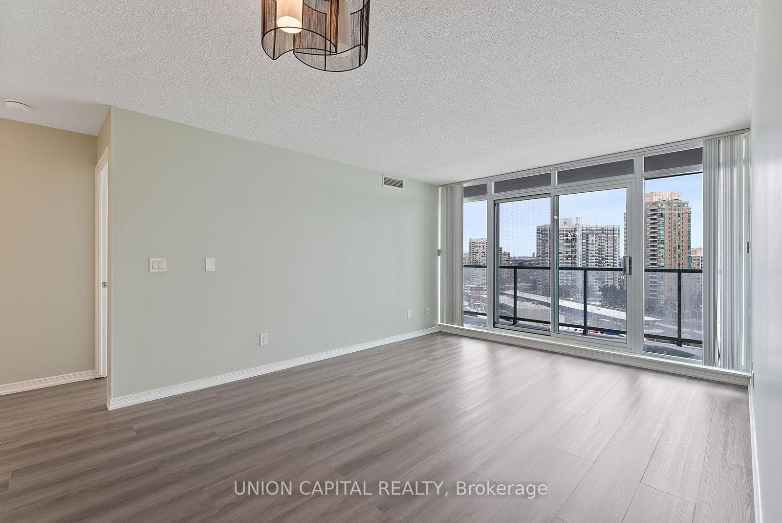 5508 Yonge St, unit 1508 for sale