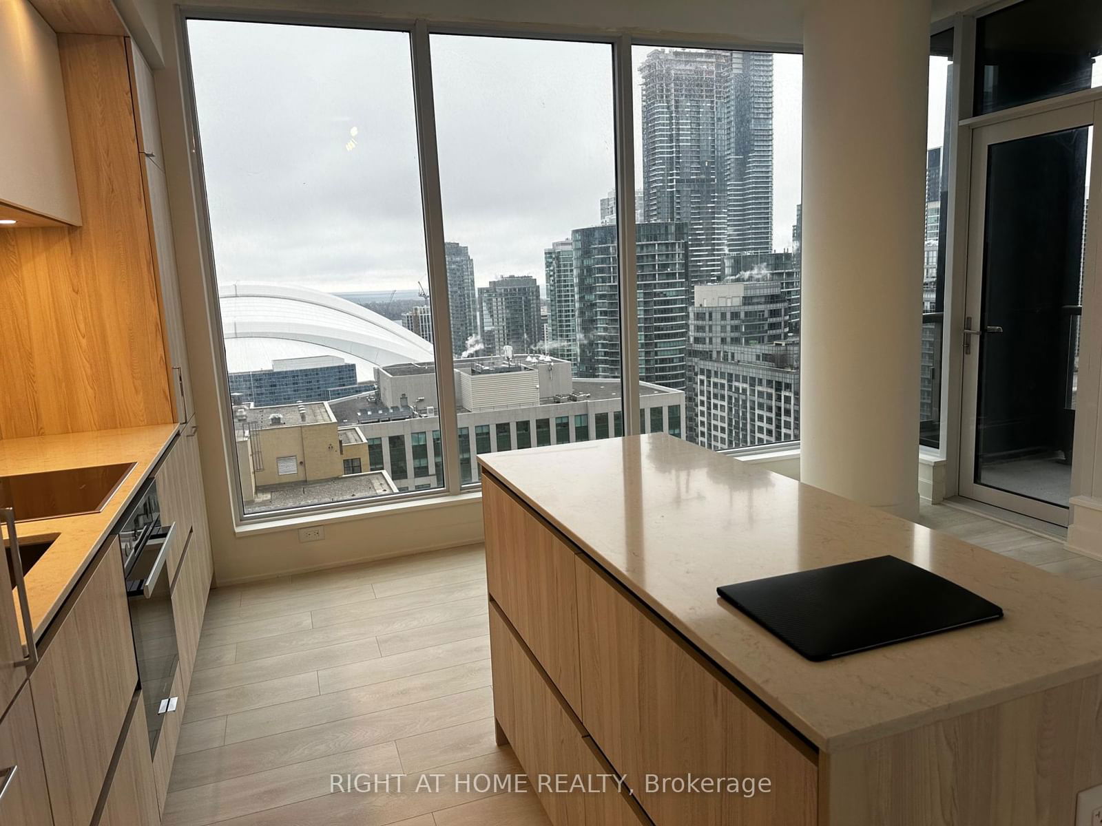 35 Mercer St, unit 2210 for rent