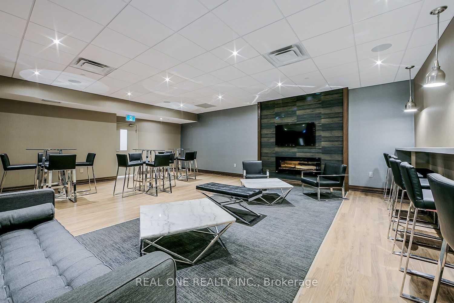 701 King St W, unit 501 for rent