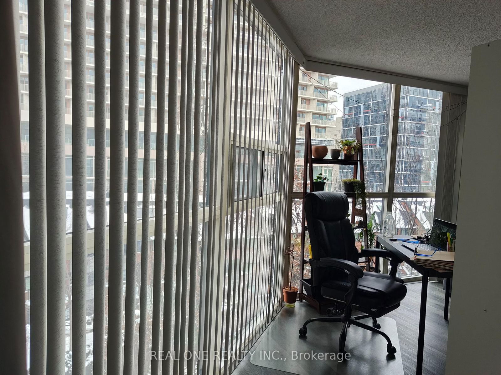 701 King St W, unit 501 for rent