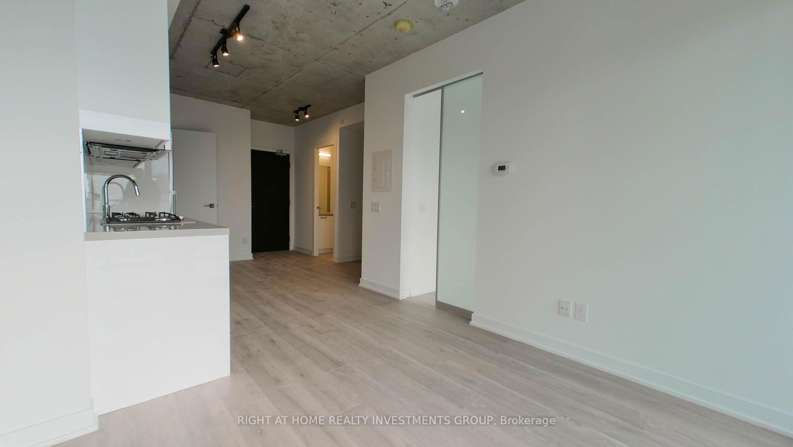 55 Ontario St, unit 1607 for rent