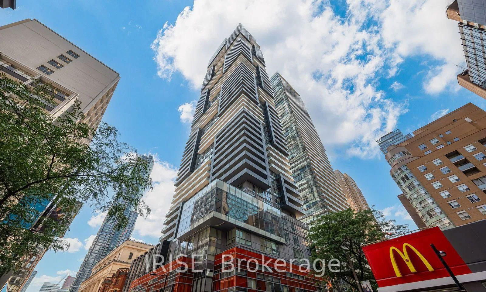 7 Grenville St, unit 5502 for rent