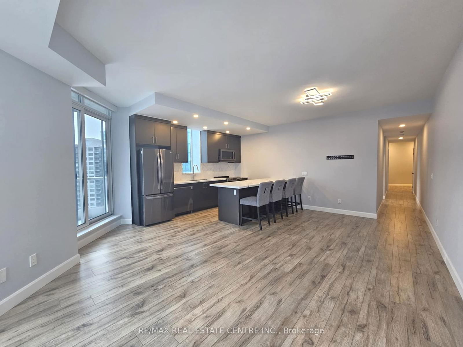 8 York St, unit 3112 for rent