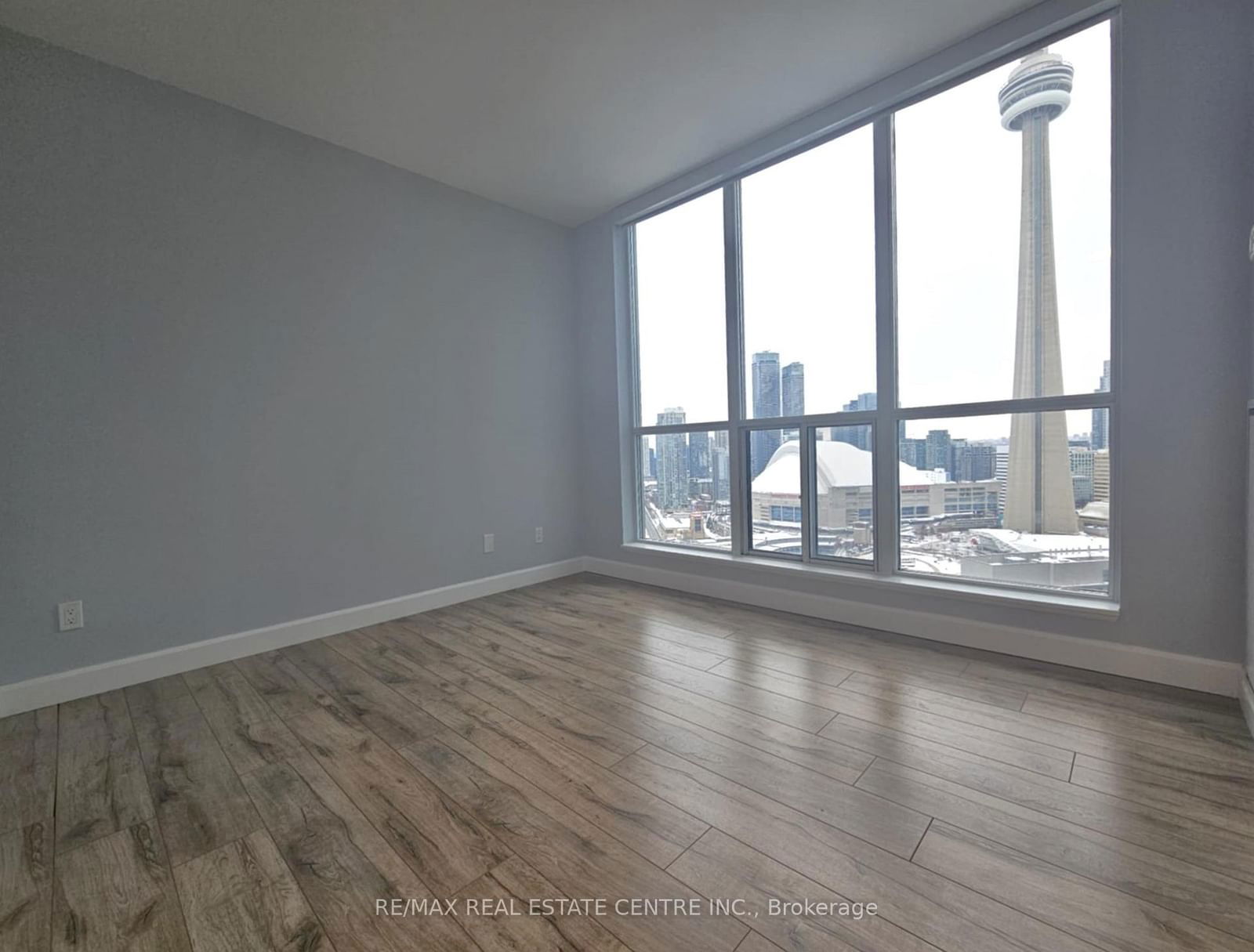 8 York St, unit 3112 for rent