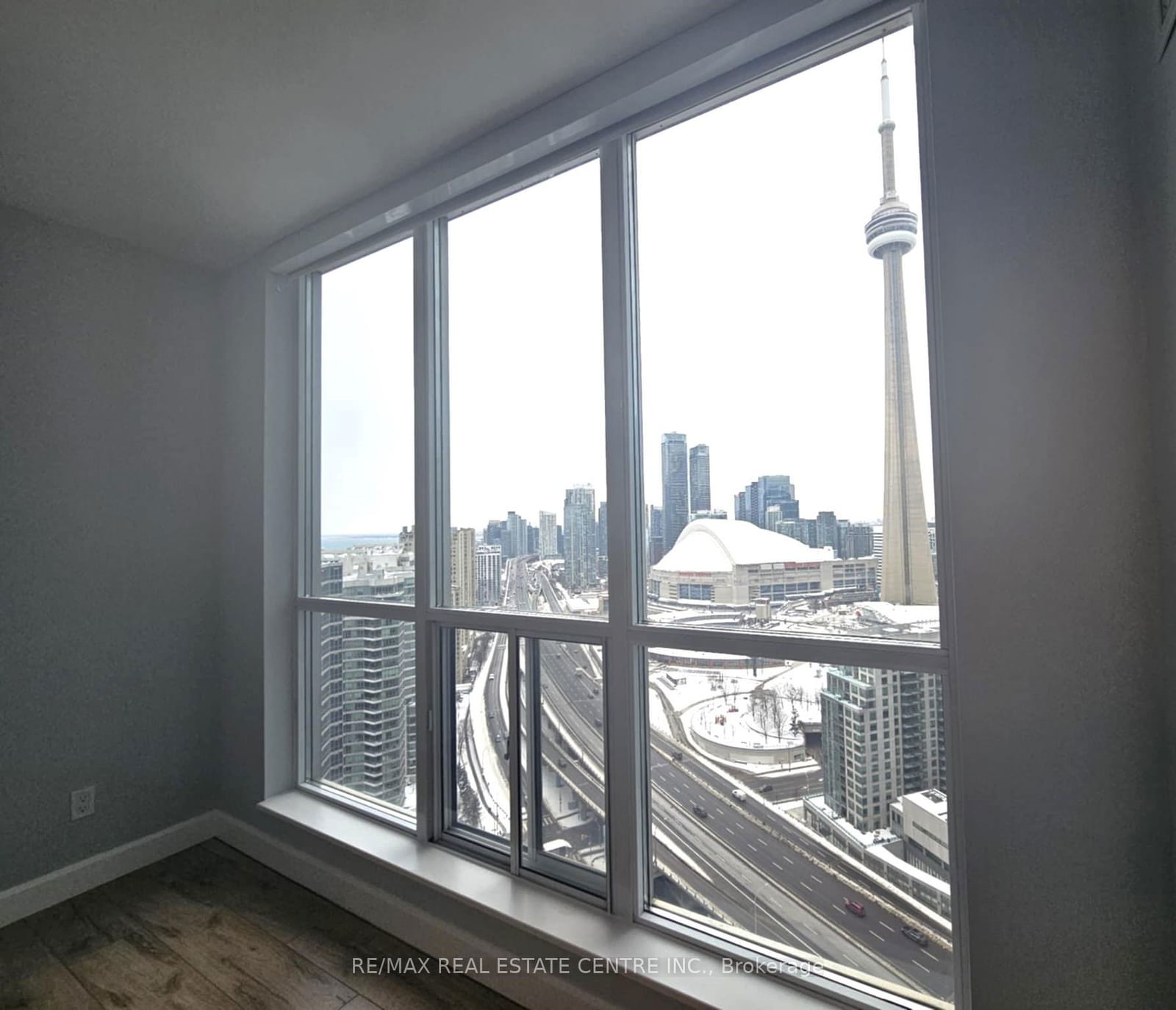 8 York St, unit 3112 for rent