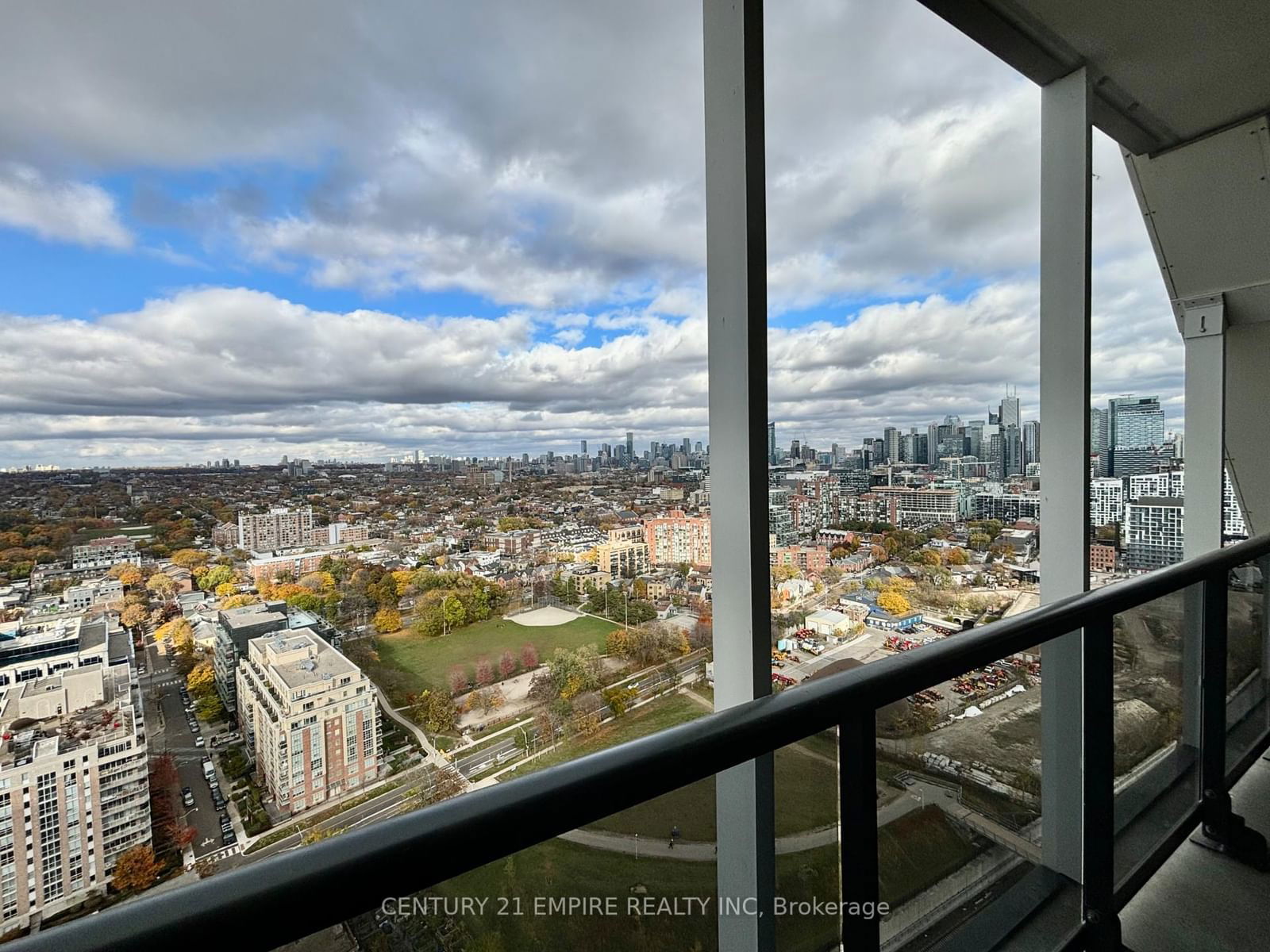 50 Ordnance St, unit 2607 for rent