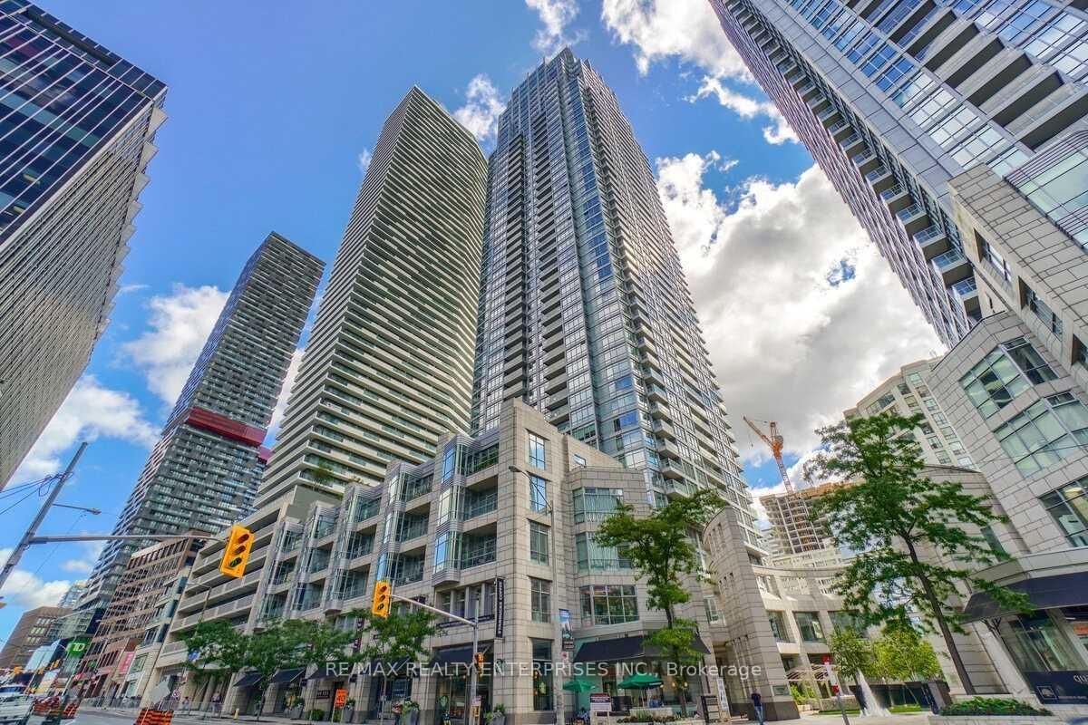 2191 Yonge St, unit 712 for rent