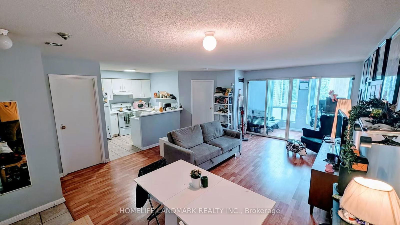 25 Grenville St, unit 2207 for rent