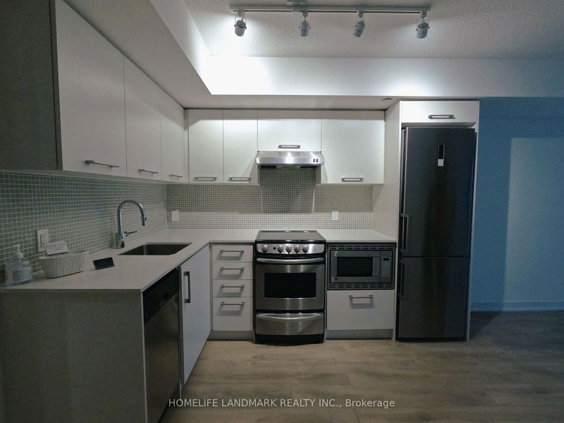 87 Peter St, unit 1001 for rent