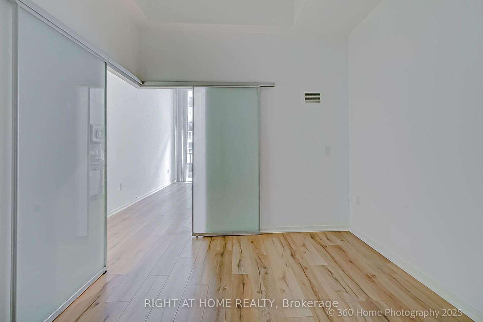 36 Lisgar St, unit 306 for sale