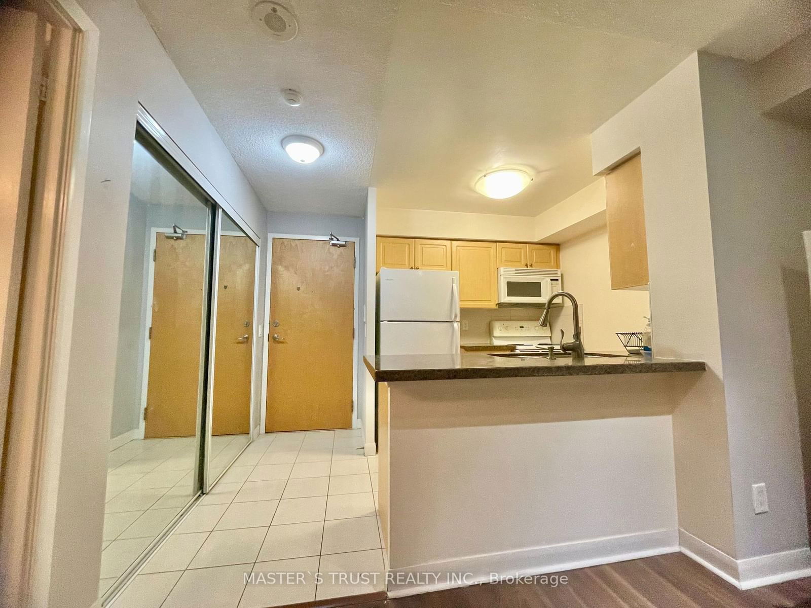 4968 Yonge St, unit 3312 for rent