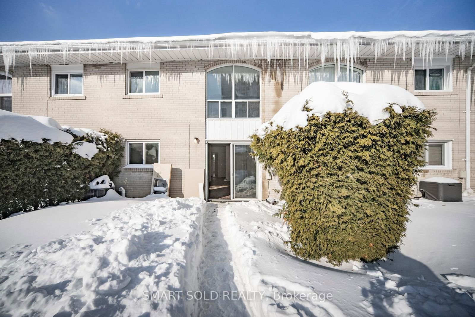 Esterbrooke Avenue Townhomes, North York, Toronto