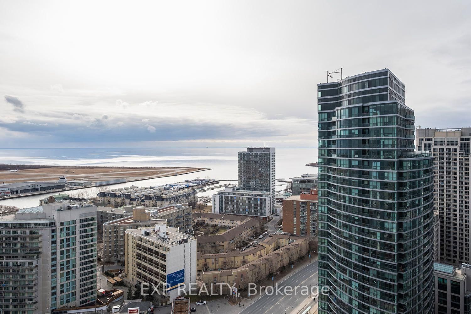 17 Bathurst St, unit 3103 for sale