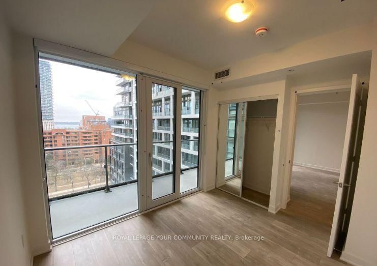 135 Lower Sherbourne St, unit 937 for rent