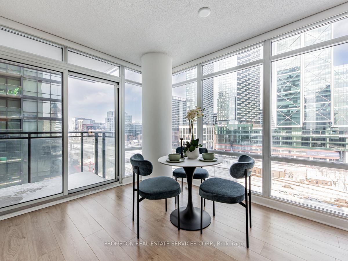 4K Spadina Ave, unit 1002 for sale