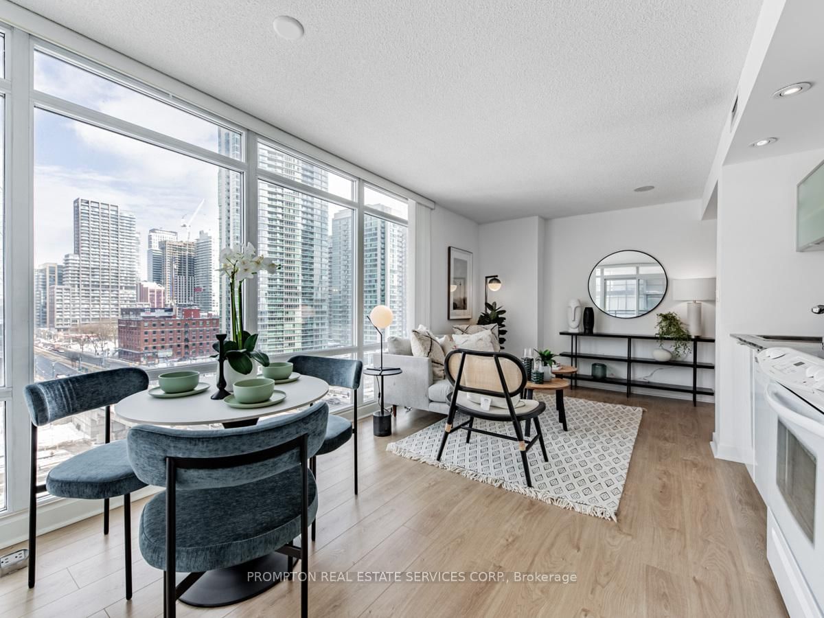 4K Spadina Ave, unit 1002 for sale