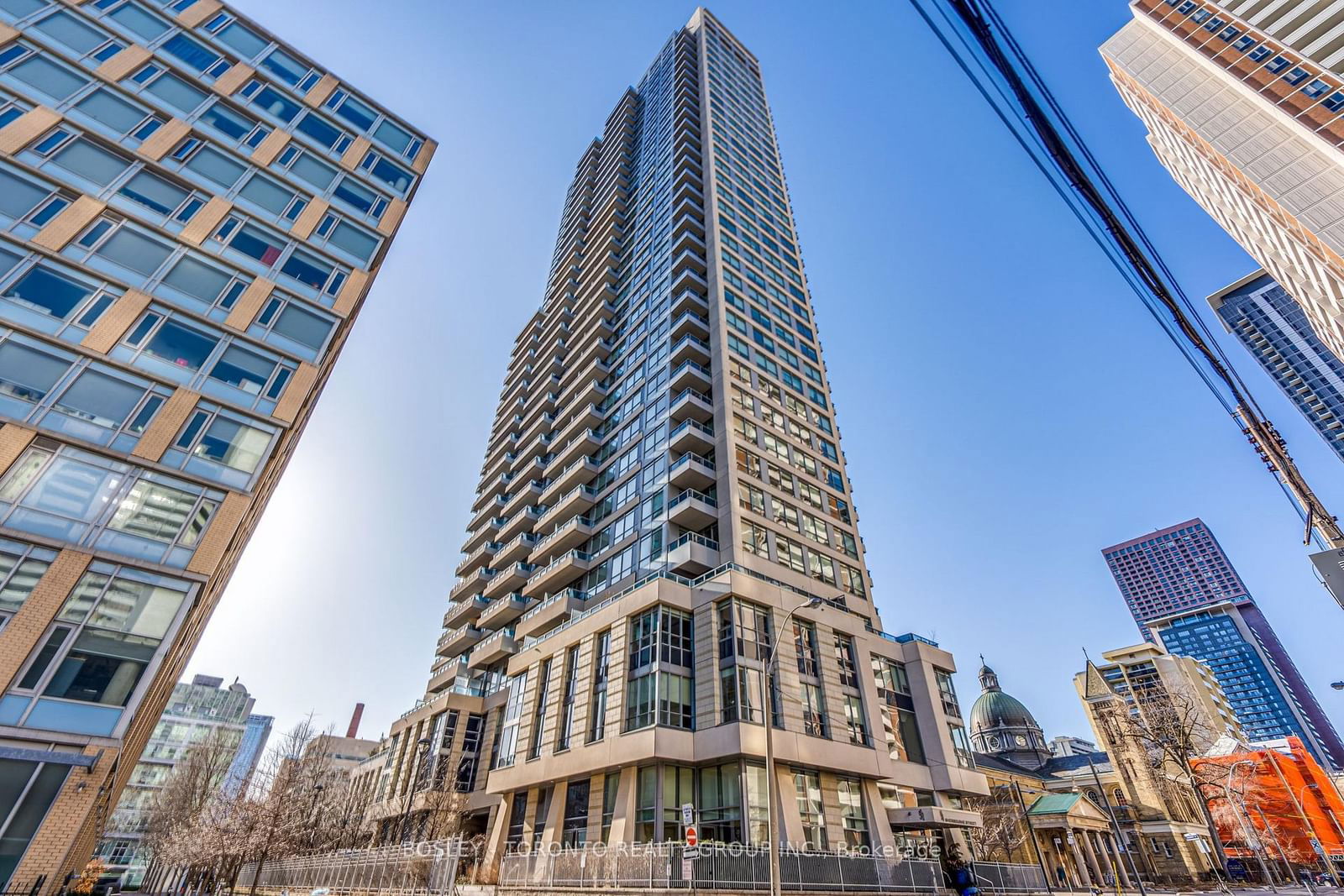 500 Sherbourne St, unit 1206 for rent