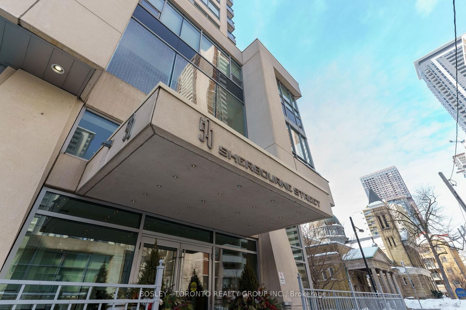 500 Sherbourne St, unit 1206 for rent