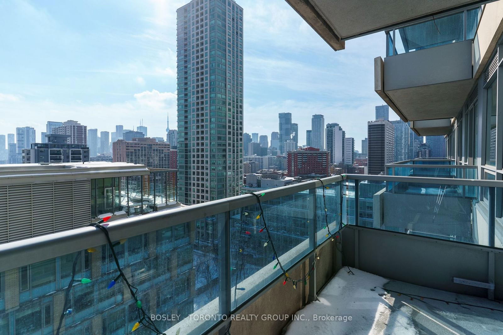 500 Sherbourne St, unit 1206 for rent