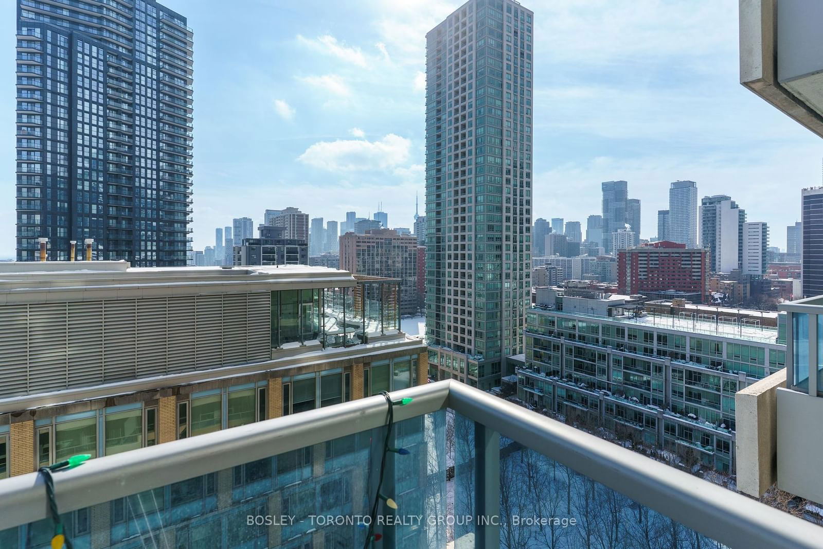 500 Sherbourne St, unit 1206 for rent