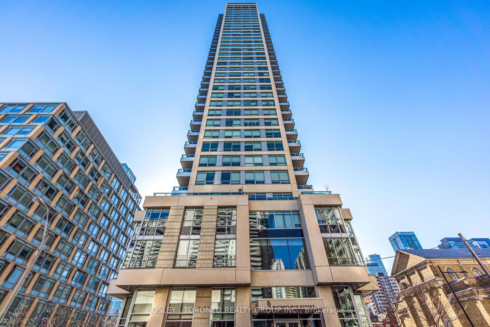 500 Sherbourne St, unit 1206 for rent